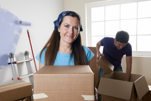 Commercial moving truck for businesses in Kings Cross and nearby areas
