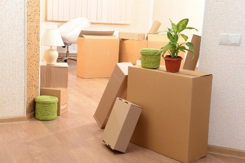 Commercial moving team supporting offices near Kings Cross